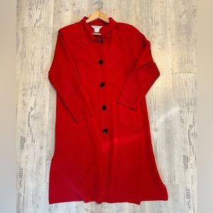 Exclusively Misook Red Duster Size Large.